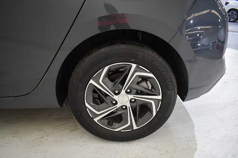 Hyundai i30 1.0 TGDI Klass LR 48V 120